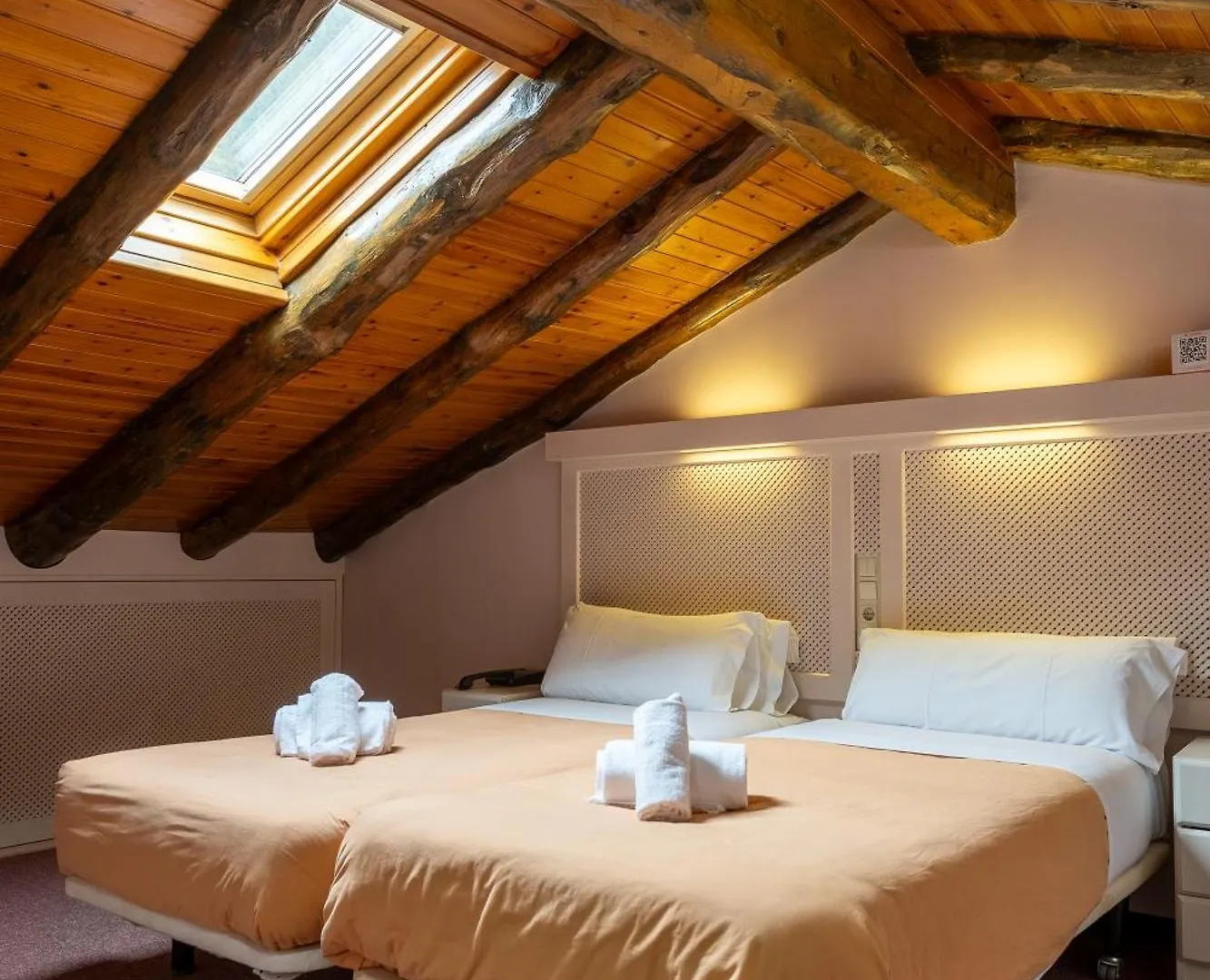 Hotel Micolau Аринсал