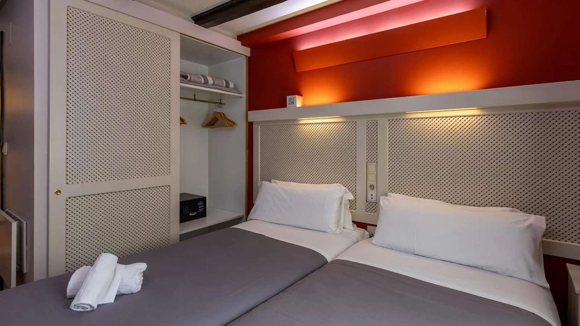 Hotel Micolau Аринсал 2*,  Андорра