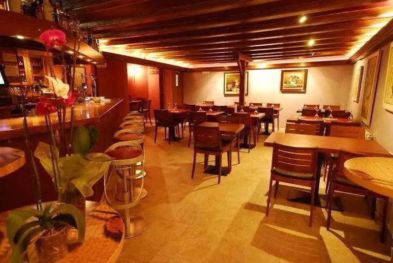 Hotel Micolau Аринсал